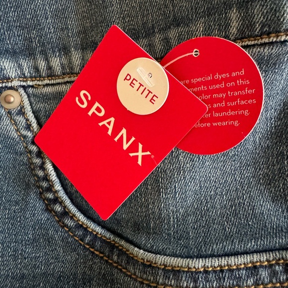 SPANX Women's Blue Jeans - Picture 4 of 4